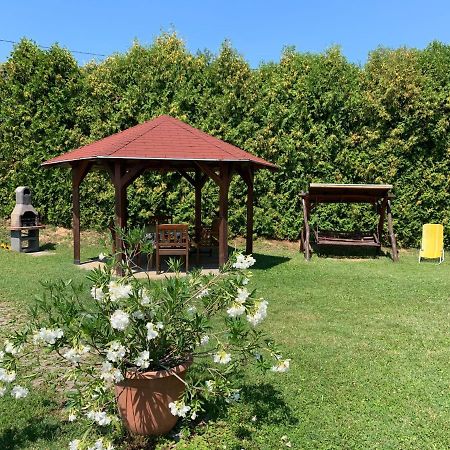 Babati Apartmanhaz Daire Zalakaros Dış mekan fotoğraf