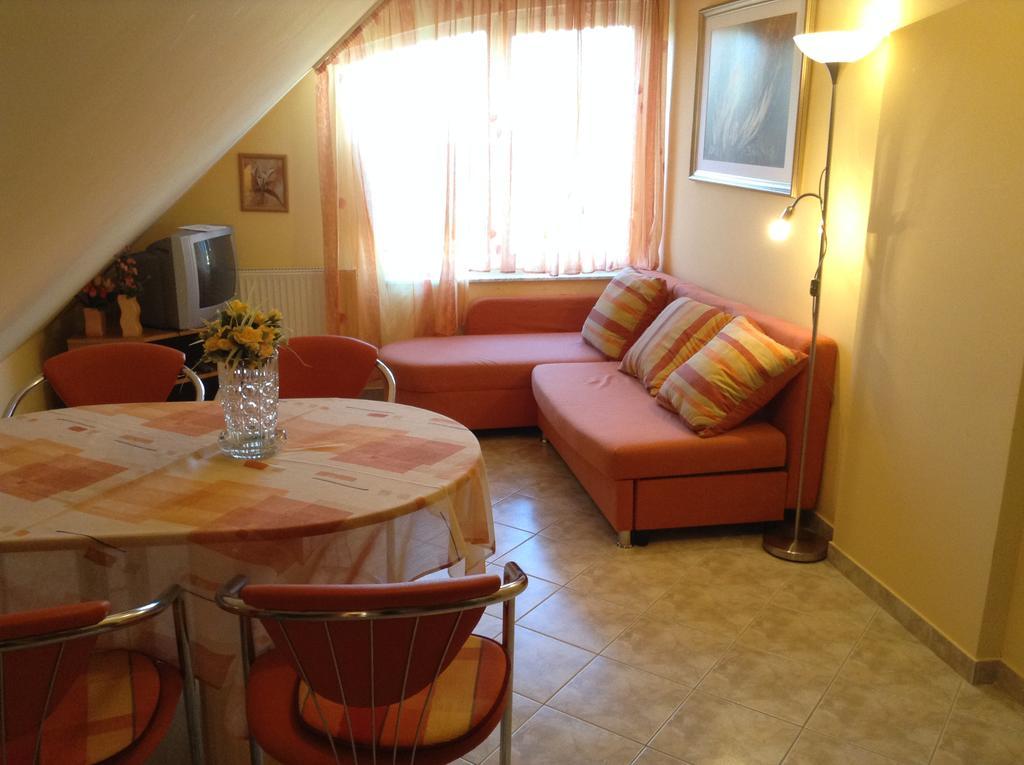 Babati Apartmanhaz Daire Zalakaros Dış mekan fotoğraf
