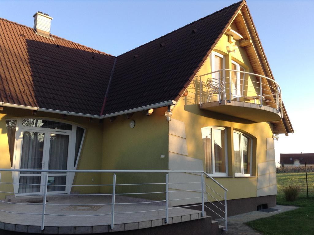 Babati Apartmanhaz Daire Zalakaros Dış mekan fotoğraf